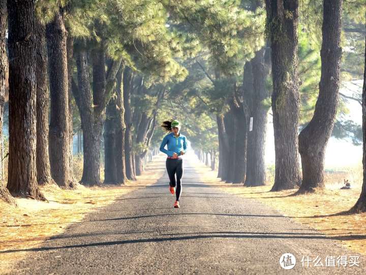 跑步机和户外跑有什么区别？麦瑞克、佑美、亿健跑步机哪个好？附：家用跑步机选购指南